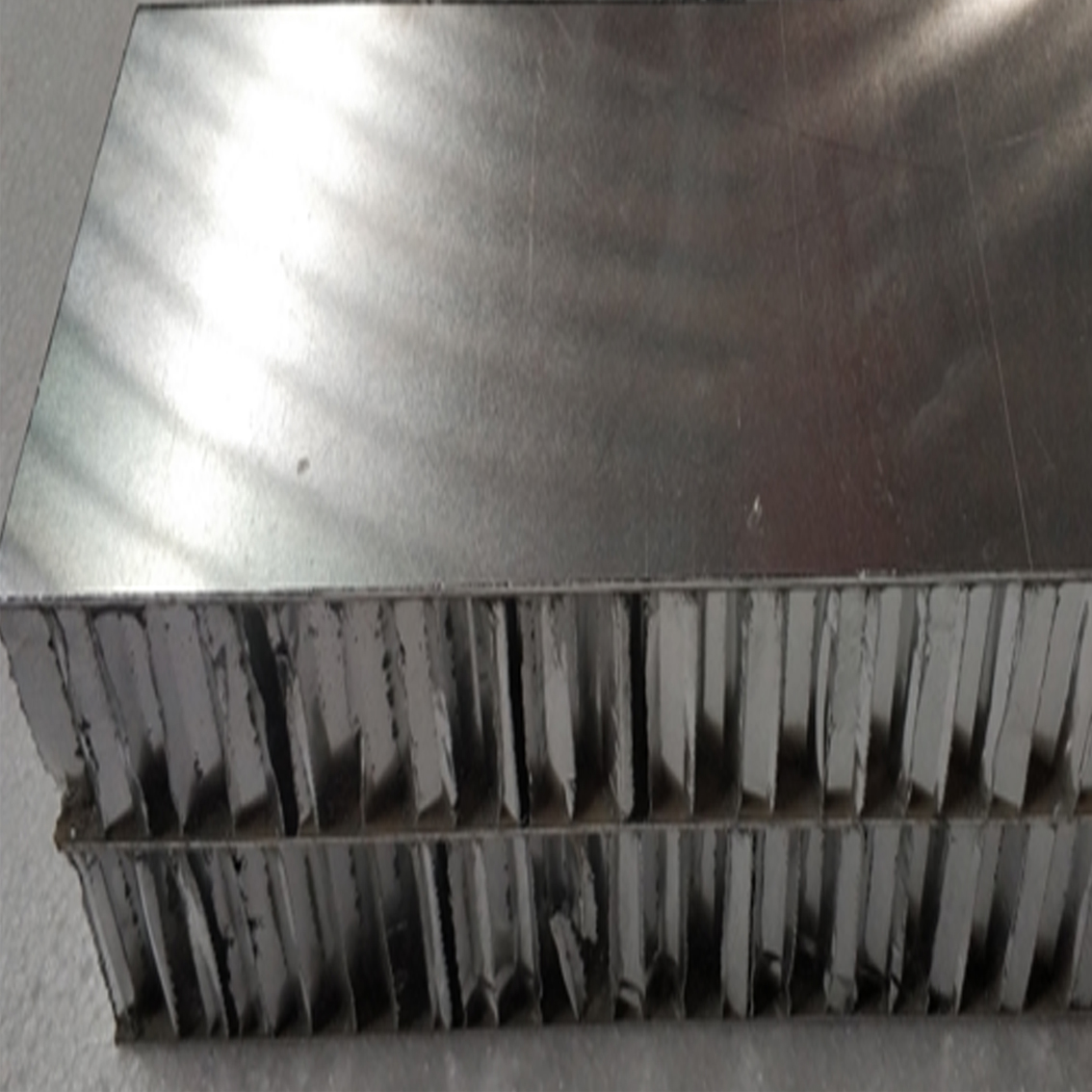 Aviation Grade Honeycomb Core for Aluminum Pivot Doors