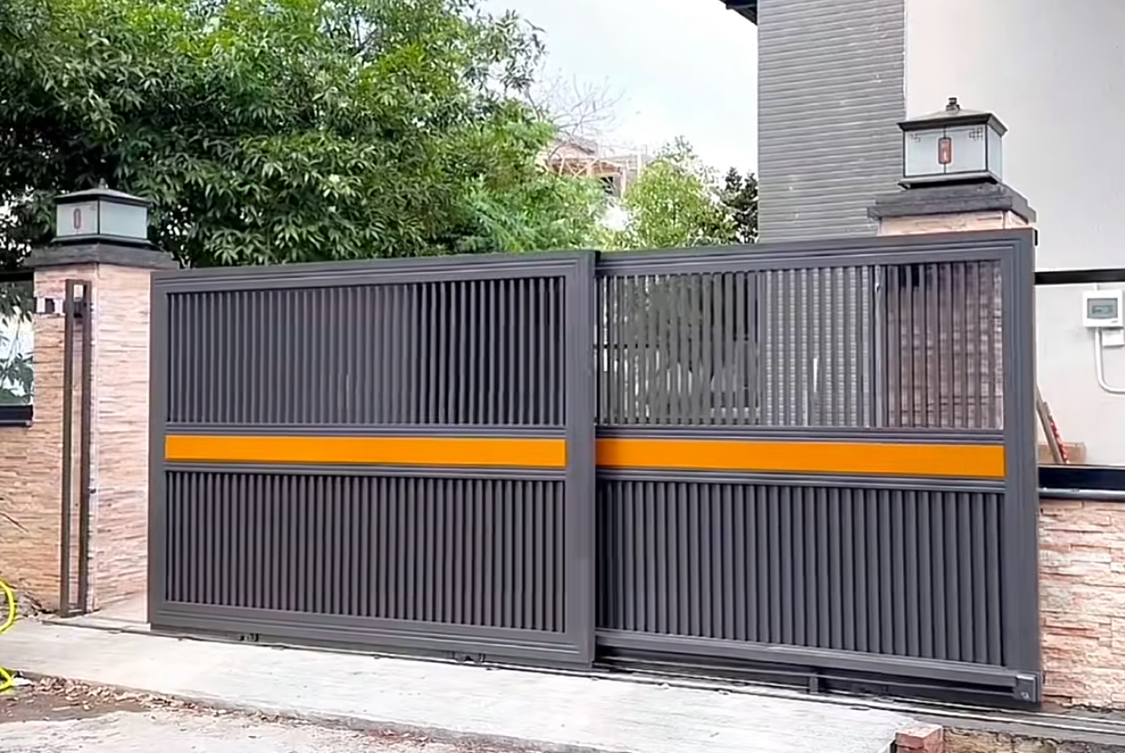 Telescopic Sliding Gate